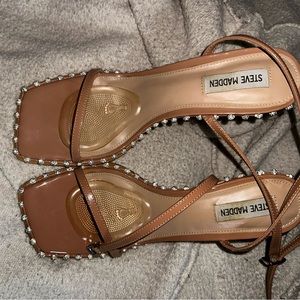Tan Steven madden sandal Zelle heel